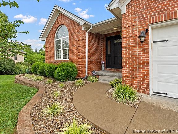 2nd image of 1115 Carter Drive