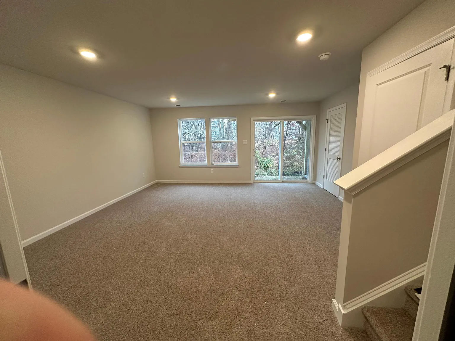 3 bed, 2270 sqft, $3,950 — Photo 3