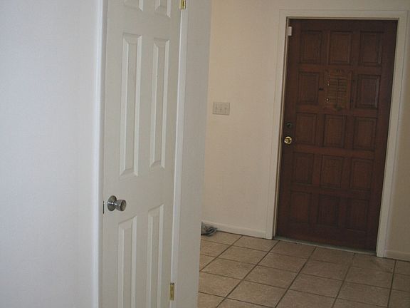 Front Entry Hallway