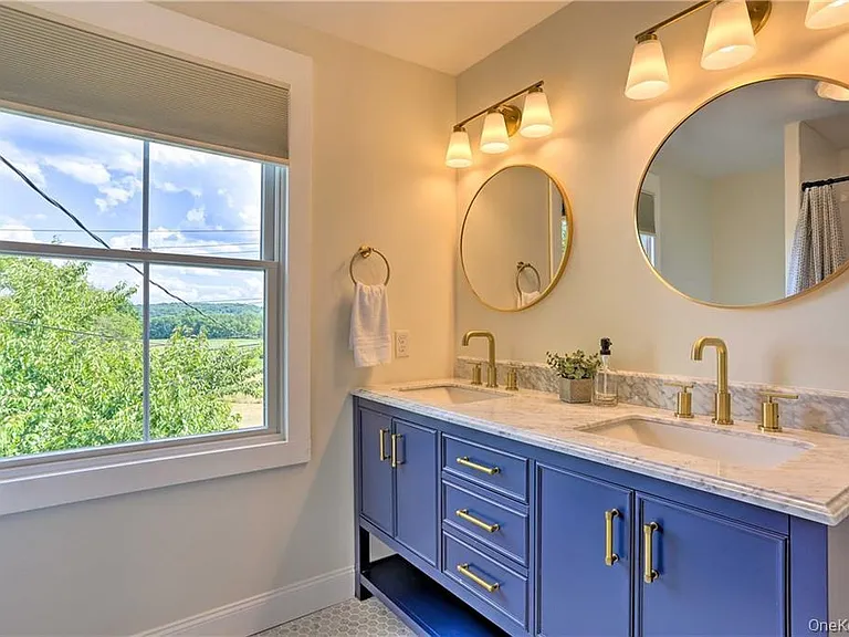 207 S Plank Rd — Photo 25
