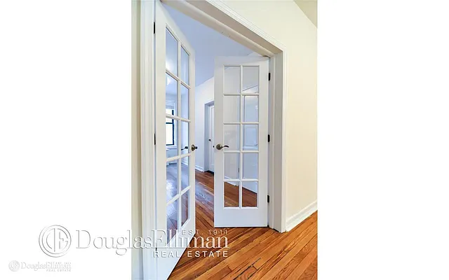 Rented by Douglas Elliman | media 16