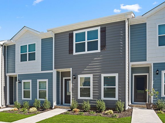 Gorgeous streetline views at this family-friendly community.