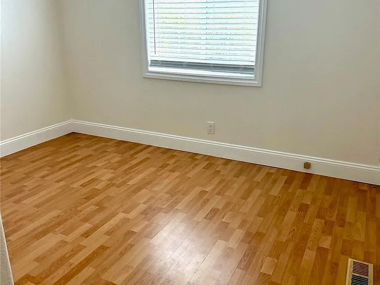 21851-24 Newland St #24 — Photo 11