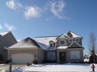 200 Prestwick Dr, Broadview Heights, OH 44147