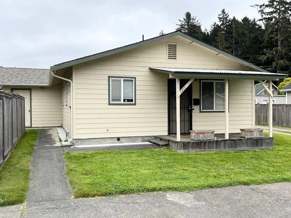 3305 R St, Eureka, CA 95503
