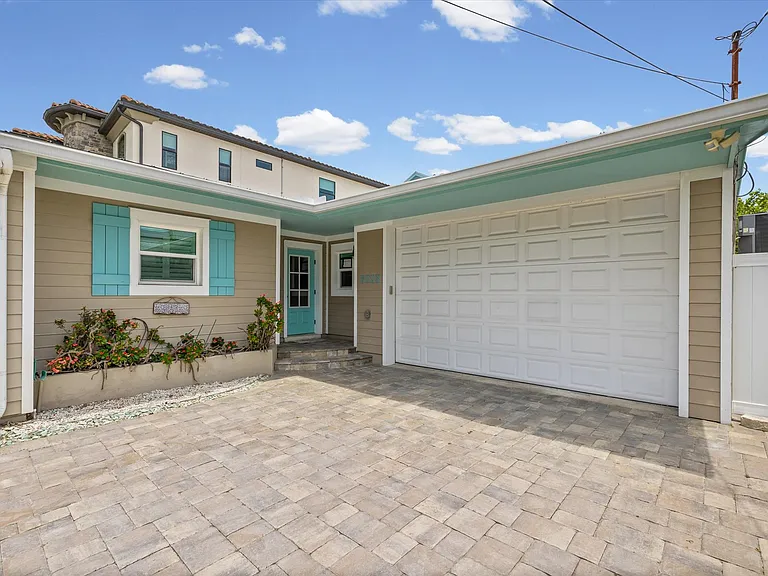 6323 Bayou Grande Blvd NE — Photo 40