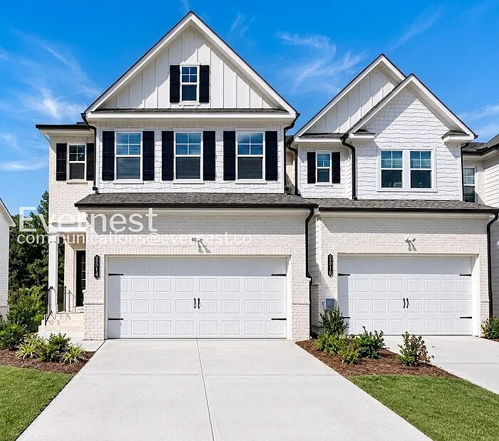 2544 Estates Dr