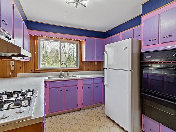 5th image of 4819 S Florence Dr