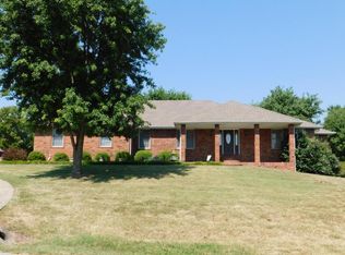 161 Oak Tree Ln, Ozark, MO 65721