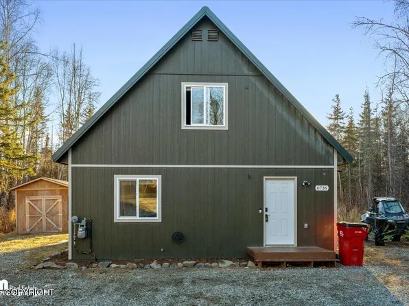 6736 S Hallie Dr, Wasilla, AK 99623