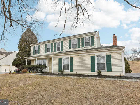 295 Cotswold Ln, West Chester, PA 19380
