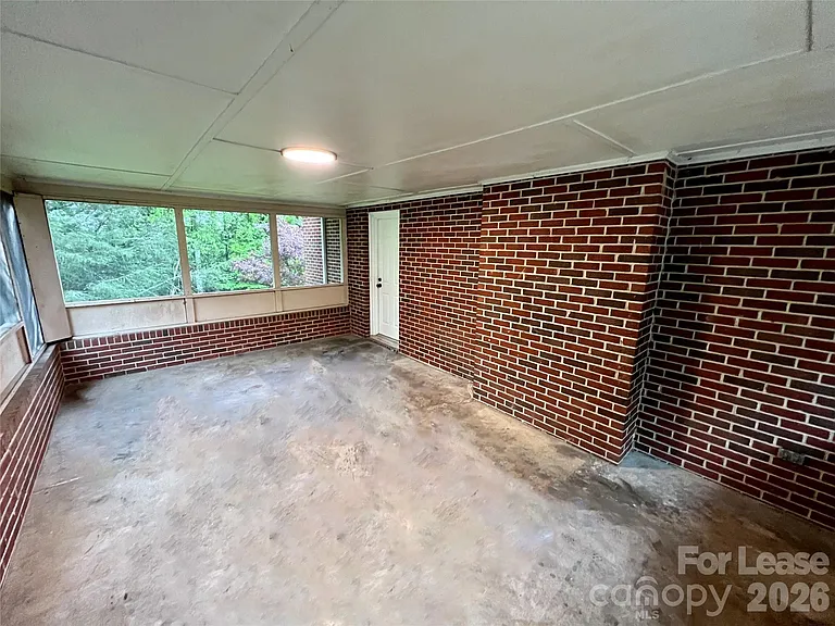 765 8th Avenue Dr SE — Photo 26