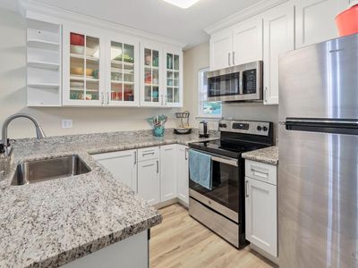 3768 W Benjamin Holt Dr APT 12, Stockton, CA, 95219