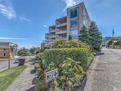 312 N Stadium Way APT 301, Tacoma, WA, 98403