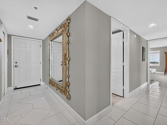 4th image of 2937 S Atlantic Ave APT 2002