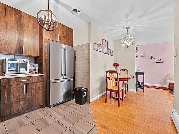 4th image of 1111 Banner Ave APT 4B