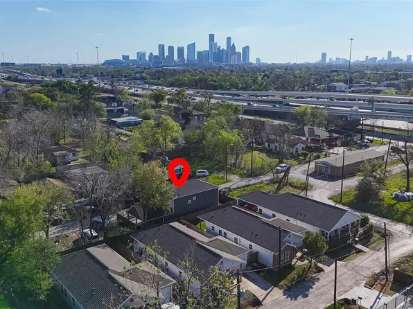 3107 Martha St, Houston, TX 77026