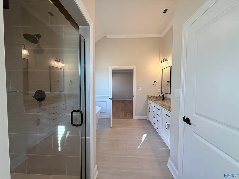 26430 Birkshire Ln — Photo 18
