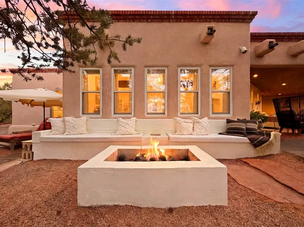 1095 Mansion Ridge Rd, Santa Fe, NM 87501