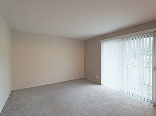 2901 N 56th St #9, Lincoln, NE 68504