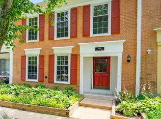 5416 Crows Nest Ct, Fairfax, VA 22032