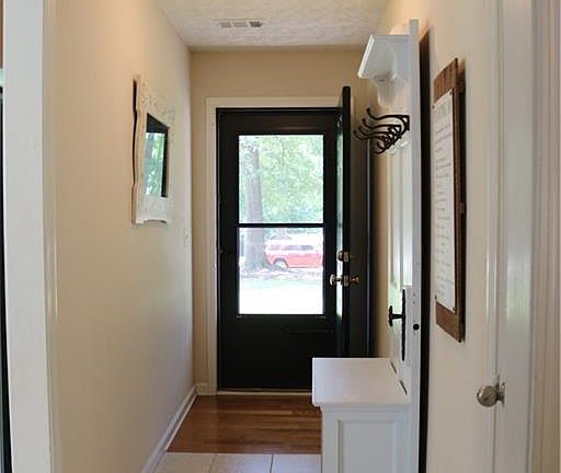 3rd image of 346 Georgia Belle Dr