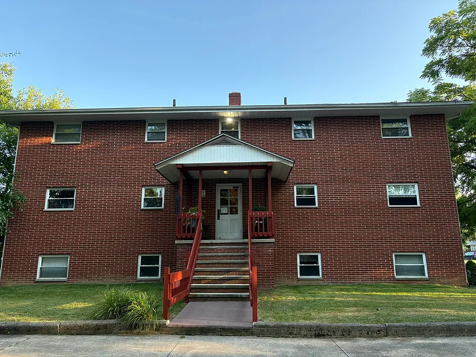3927 Kent Rd #6