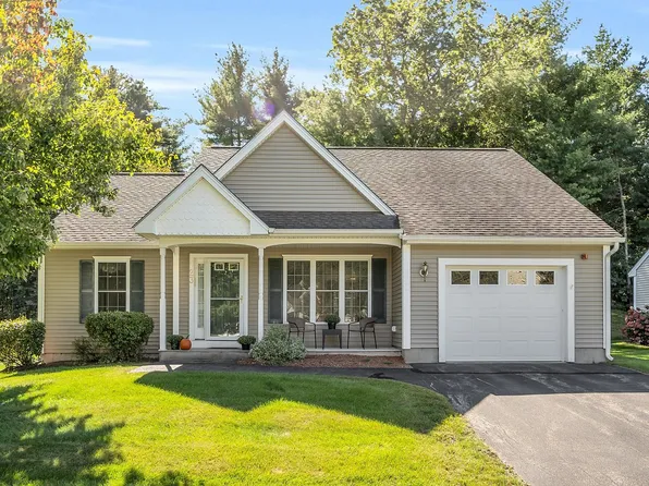 23 Dixon Drive, Litchfield, NH 03052