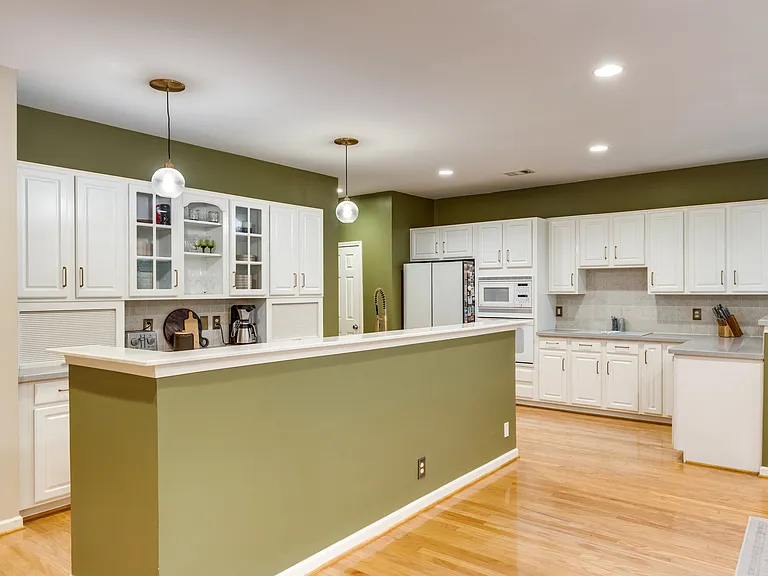 317 Deep Woods Cir — Photo 8