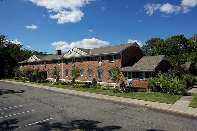 Fairfield at Garfield Estates — Photo 3