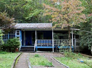 63 Limekiln Branch Rd, Brevard, NC 28712