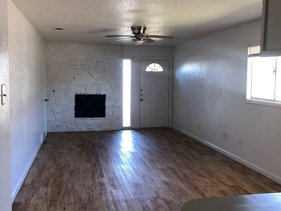 1st image of 3024 Lourdes St #3024