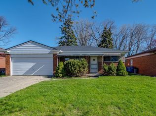 2535 Edwin Dr, Warren, MI 48092