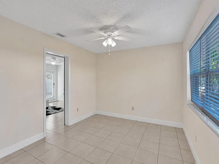 4422 Seagrape Dr #1 — Photo 25