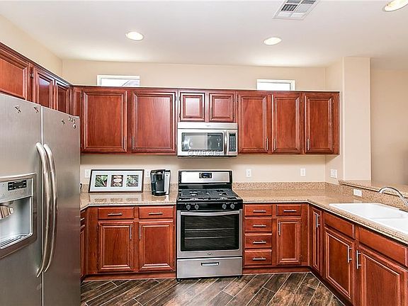 2nd image of 7827 Granite Walk Ave