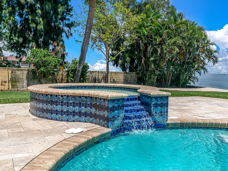 5810 Bahama Shores Dr S — Photo 79
