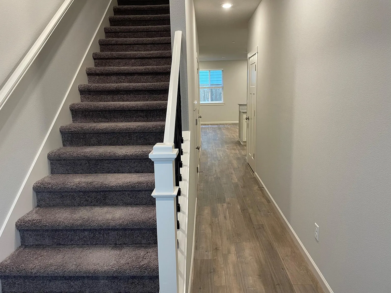 4249 S Waters Edge Way — Photo 3