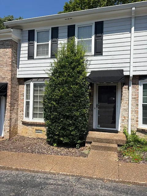 114 Acklen Park Drive — Photo 1