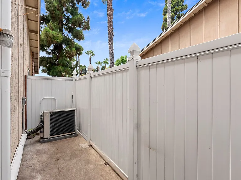 3908 Camphor Ln — Photo 11