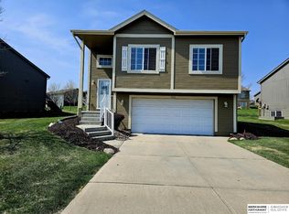 5008 N 160th St, Omaha, NE 68116