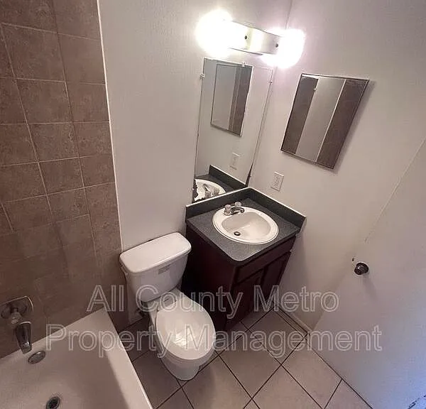 2539 Ridgewood Ave — Photo 14