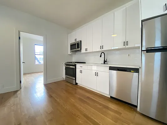 Rented by NY Space Finders Inc. | media 15