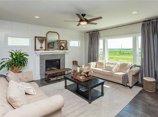 2607 NW Ridgewood Dr, Grimes, IA 50111