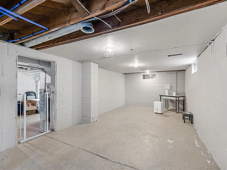 5674 Brunswick Blvd — Photo 21