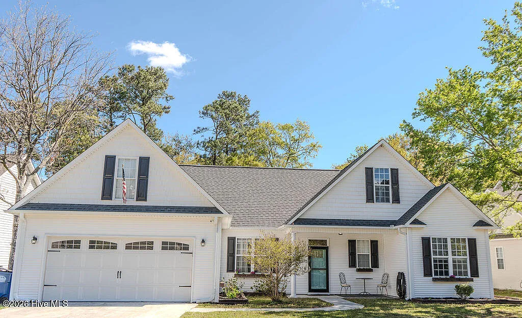 Building Photo - 425 N Belvedere Dr