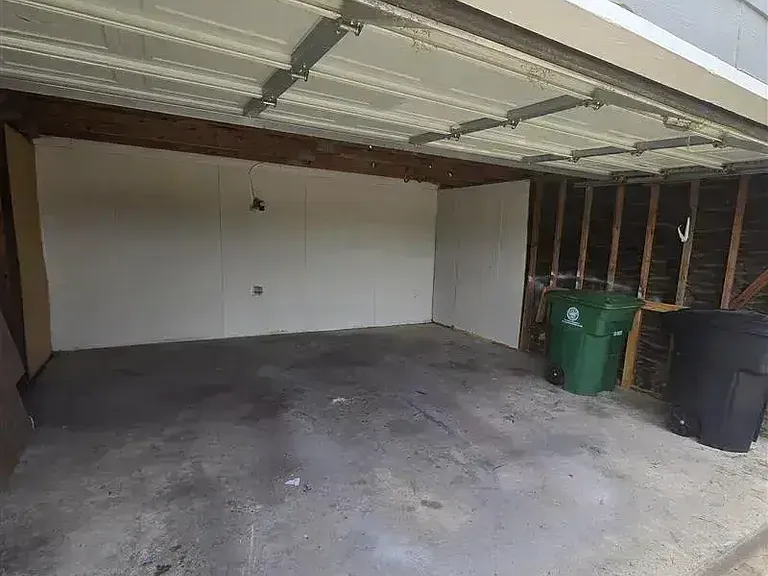 15802 Reddy Ln #15802R — Photo 2