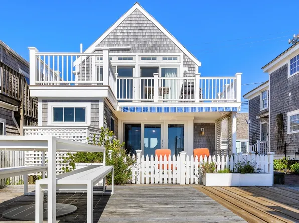 77 Commercial St #1, Provincetown, MA 02657