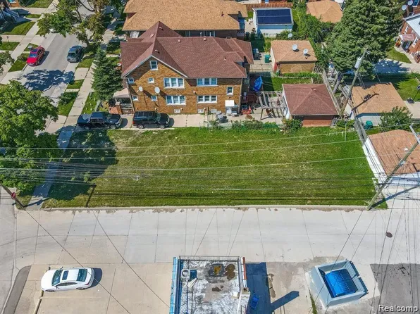 7226 Jonathon St, Dearborn, MI 48126