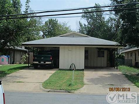 1st image of 607 N Oak St