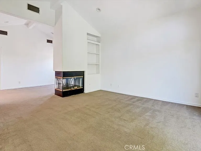 5224 Woodlake Ave — Photo 38
